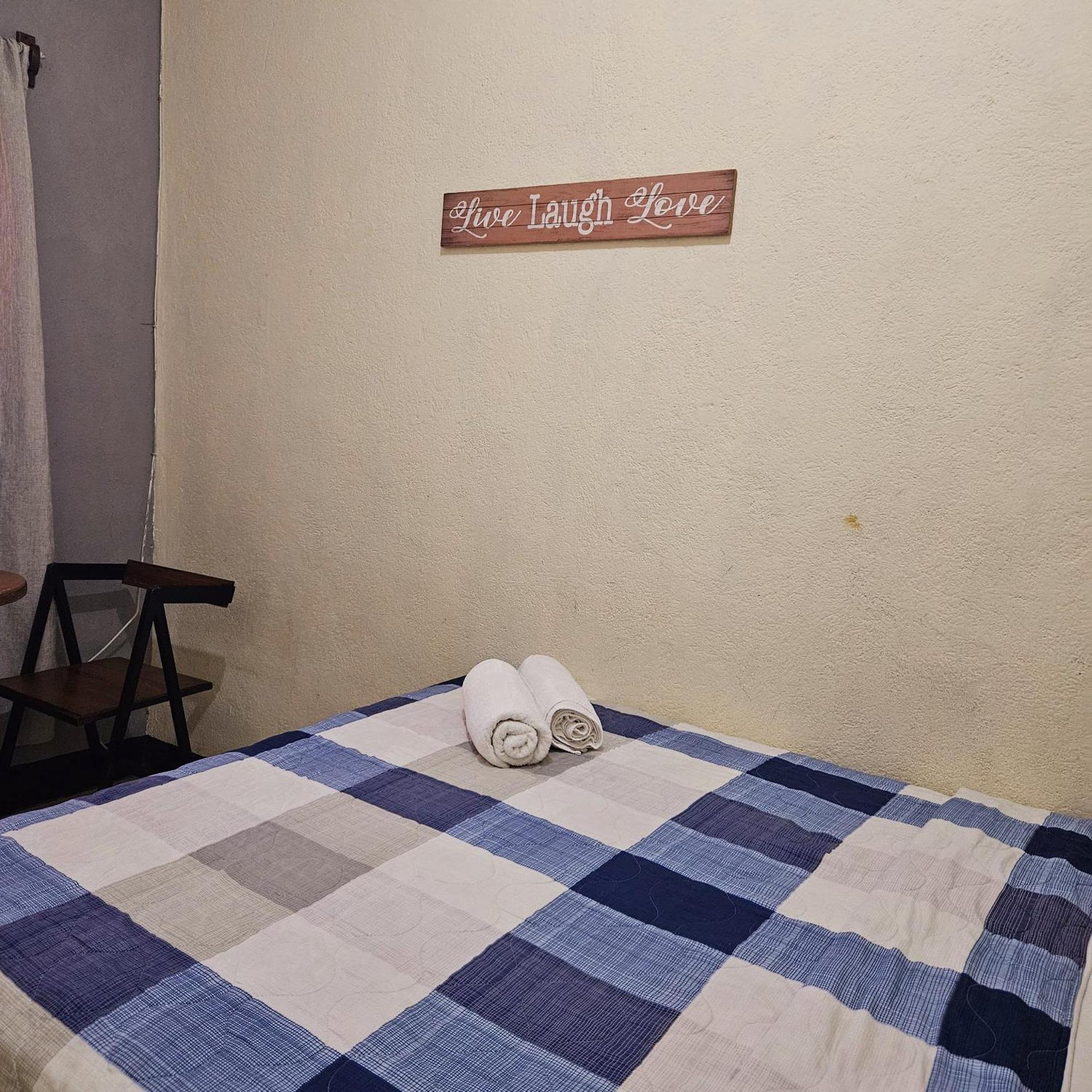 Cermeno'S House Hotel Antigua Exterior photo